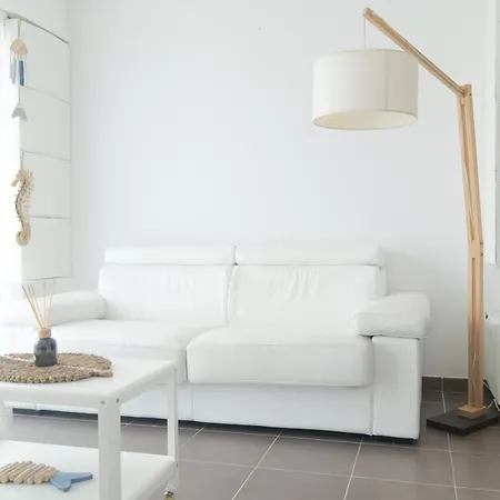 Proche Quartier Des Presidents - 2 Personnes *